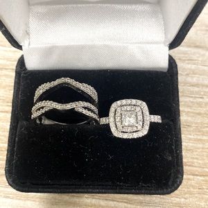 Engagement ring and enhancer band